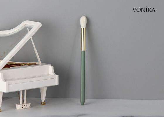 वोनिरा कस्टम होलसेल नेचुरल व्हाइट गोट हेयर फ्लफी राउंड आई ब्लेंडिंग ब्रश प्राइवेट लेबल सर्विस के साथ